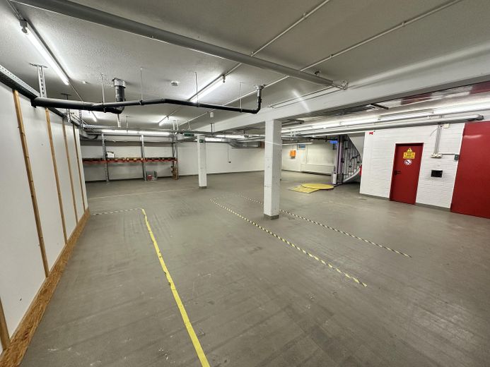 Gewerbefläche (Produktion; Büro; Lager) ab 190 qm- 1007 qm – Kellerfläche