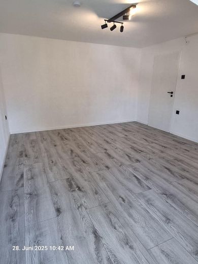 Helle 2-Zimmer Dachgeschosswohnung in Karlsfeld bei München – Foto 7