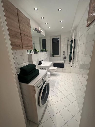 Adatto a appartamento condiviso – appartamento arredato in posizione centrale a Golzheim, parquet, WLAN incluso – Foto 11