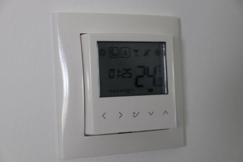 Neubau-DHH in Magdeburg-Diesdorf / familienfreundlicher Garten / Photovoltaik / 2 Stellplätze – Temperatur und Rolladensteueru