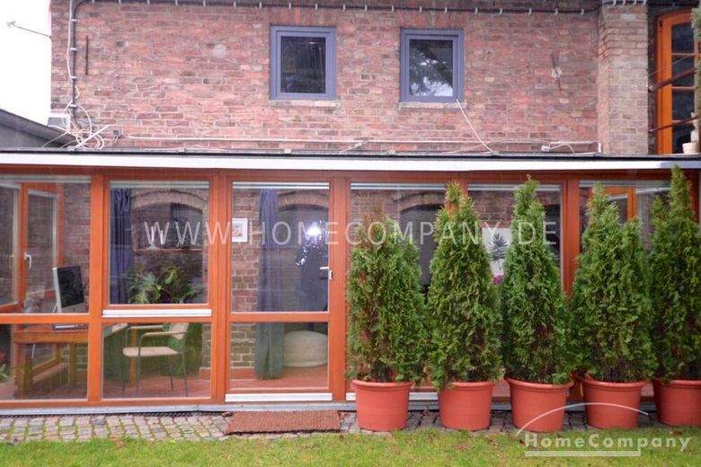 Sehr schöne Remise in Potsdam Babelsberg – 5fb475eb481a1e093a0be2f967afeee4358a3e52.jpg