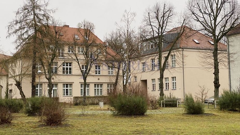 Gebäude