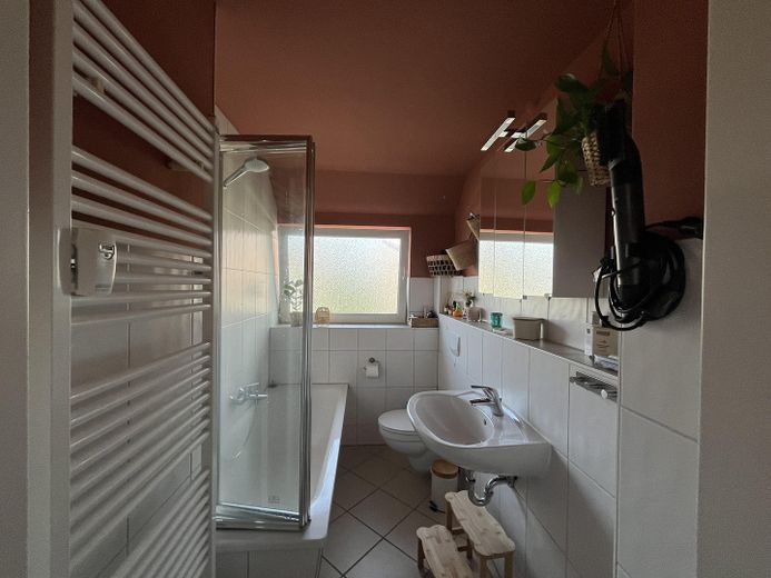 Einfamilienhaus ( DHH ) in 31174 Schellerten- ohne Provision - – Foto 16