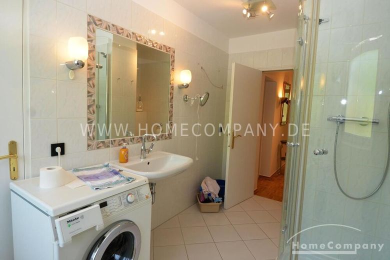 Sehr große 2 Zimmer Wohnung in Westend mit Balkon – bb2aec64404188ae51037baa0f155394af408e50.jpg