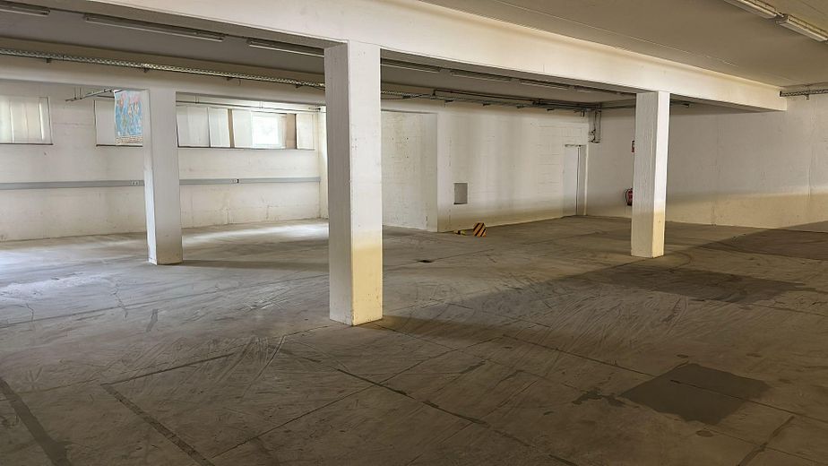 Engelsbrand, verschiedene Büros, – Halle 7