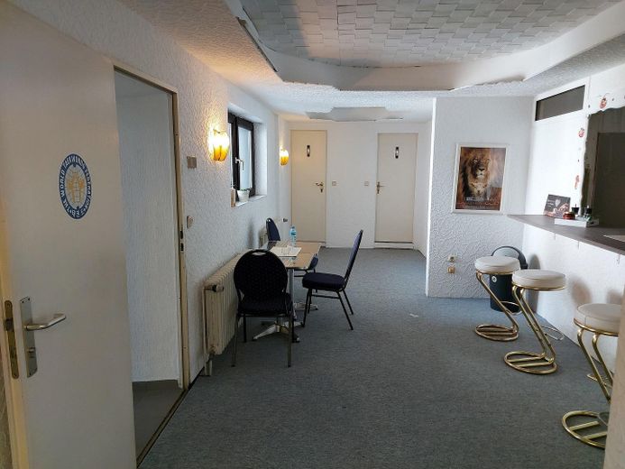 1.OG : Frei Gewerbe/Wohnfläche