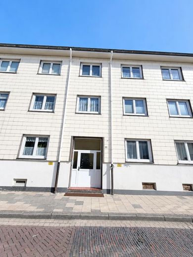 Seltene Gelegenheit mitten in Cuxhaven - 
Wohnung mit Gartenzugang und Terrasse – Bild 1