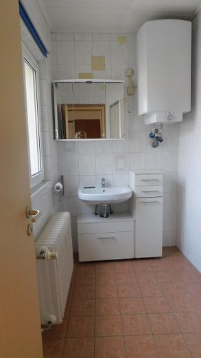 3 Zimmer Wohnung Zentrum von Bodenwöhr – Bad
