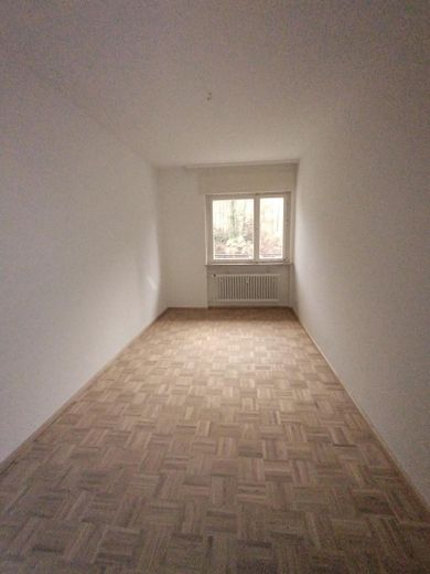 Kinder- bzw. Arbeitszimmer
