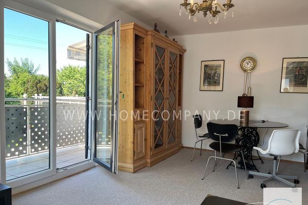 Appartement de 3 pièces lumineux et agréablement meublé avec terrasse sur le toit