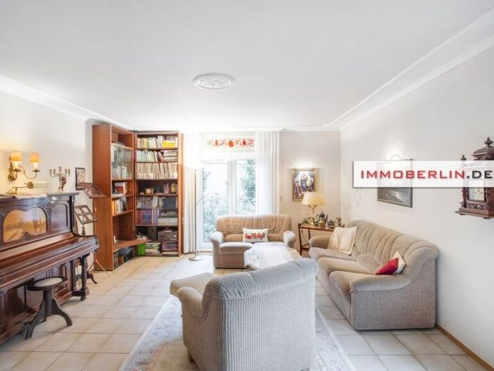 IMMOBERLIN.DE - Großzügiges Haus mit zwei Einliegerwohnungen & tollem Westgarten – Foto 1