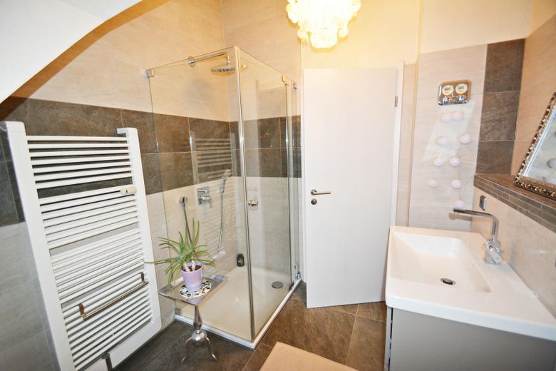 Wellness-Bad – Regendusche