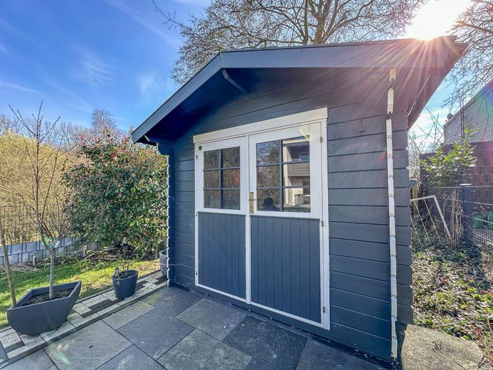 Wohlfühloase im Lenneper Reihenendhaus – Gartenhaus