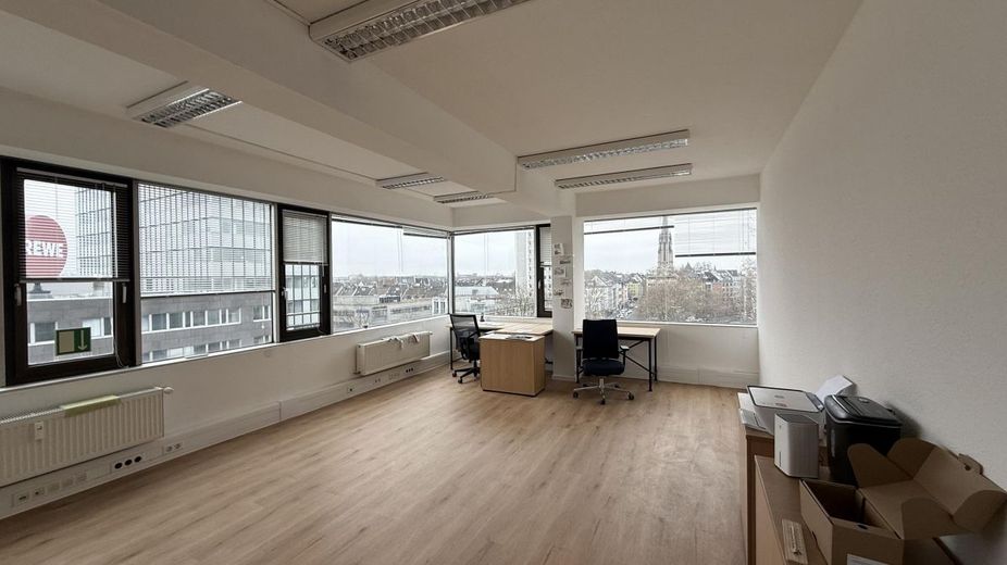 Eckbüro