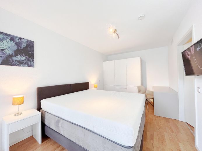 5,2 % de rentabilidad | Obra nueva en Berlín-Adlershof | sin límite de alquileres | totalmente amueblado – Schlafzimmer