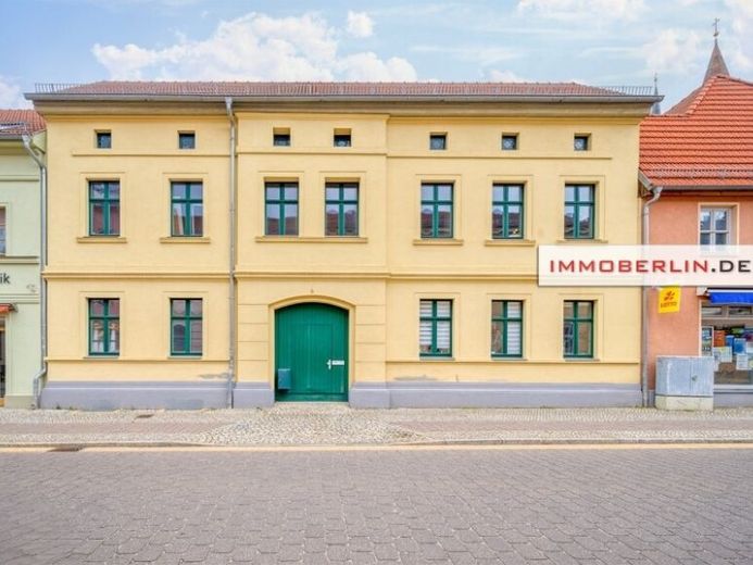 IMMOBERLIN.DE - Histórico, edificio residencial y comercial saneado en 2006 con potencial de ampliación – Foto 1