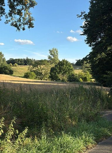 House with large plot in Wassenberg - plenty of potential for craftsmen – Myhler Schweiz