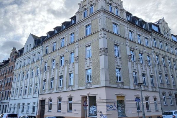 Bel appartement de 3 pièces avec balcon et cuisine équipée à Plauen ! Proche du centre !