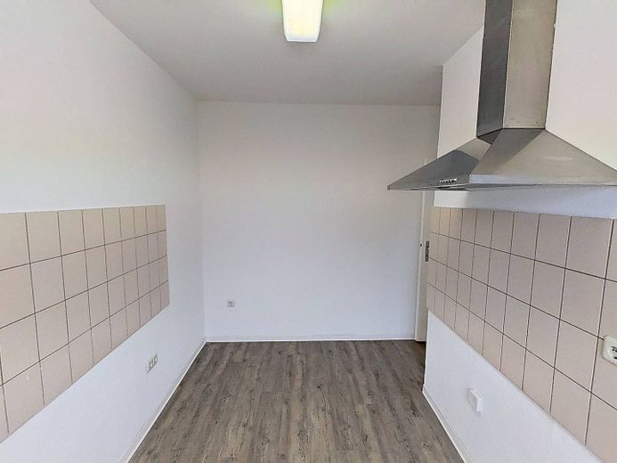 Ampio appartamento di 3 locali con BALCONE e molto comfort a Paderborn-Sennelager – Ansicht II: Küche