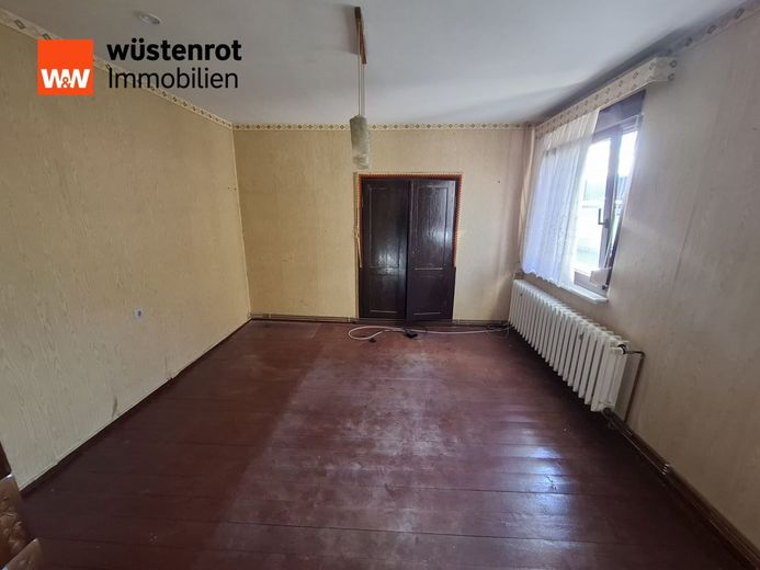 Doppelhaushälfte mit traumhaftem Grundstück und Ausbaupotenzial für ein zusätzliches Hinterhaus in Schwielowsee zu verkaufen... – Kinderzimmer Obergeschoss