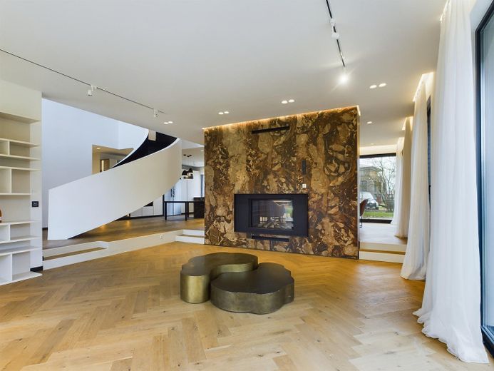 Exklusive Villa der Extraklasse in begehrter Wohnlage – Foto 10