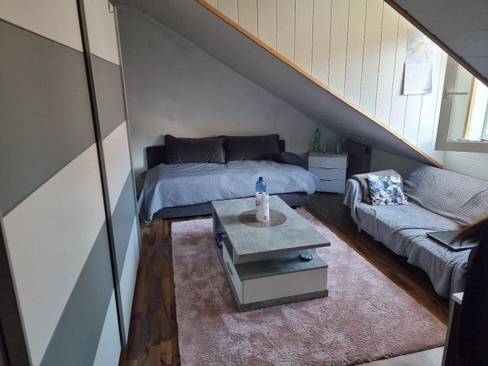 Schlafzimmer 2 Wohn. 1