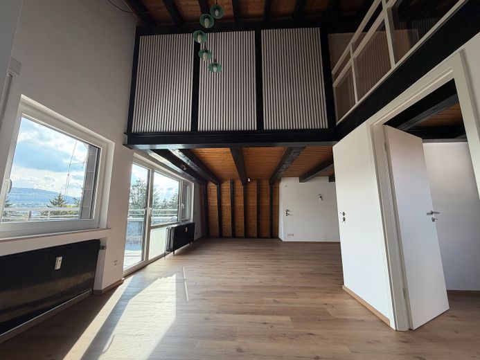 Neu renovierte 3,5-Zi. Maisonette-Wohnung in Aalen zu vermieten mit EBK, Balkon, Stellplatz, Keller – Foto 2