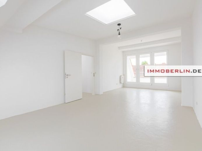 IMMOBERLIN.DE - Lichtdoorstroomde woning met zuidwestterras op een geliefde locatie – Foto 1