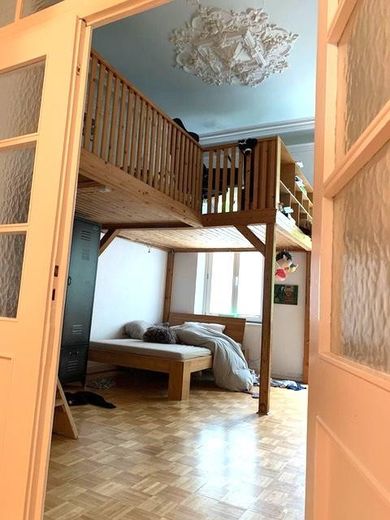 Schlafzimmer 2/ Büro 1.OG 