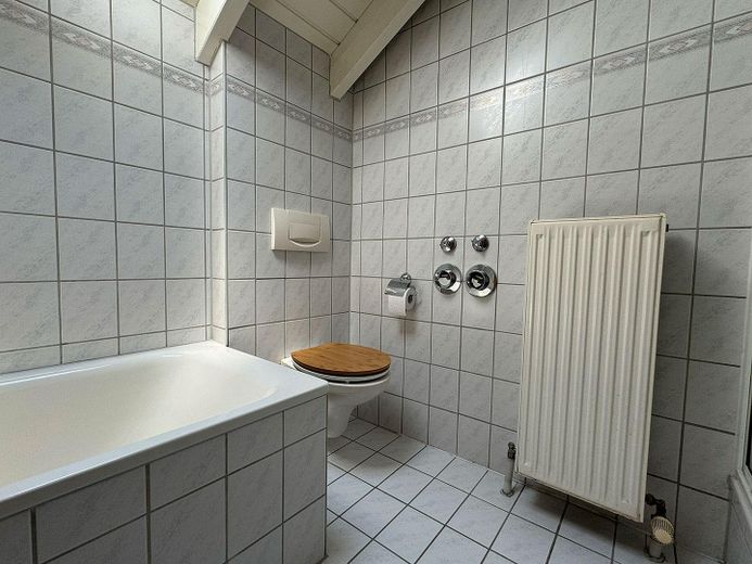 Charmante 3-Zimmer-Wohnung mit Sonnenbalkon in Cleebronn – Foto 15