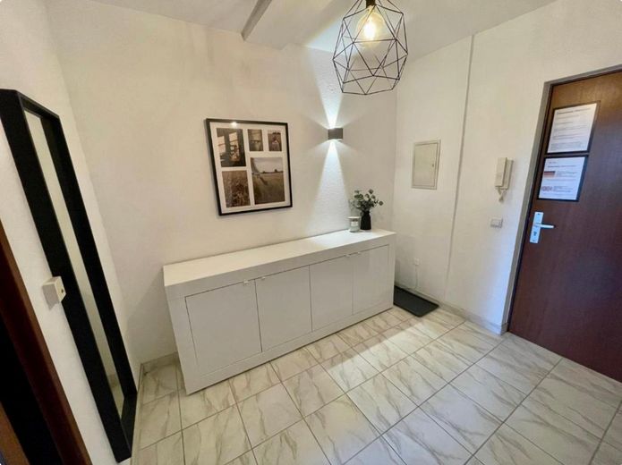 Balkonlu, asansörlü, ankastre mutfaklı, yüzme havuzlu/saunalı ve isteğe bağlı kapalı otopark yeri bulunan, tamamen mobilyalı 49 m² daire – Fotoğraf 15