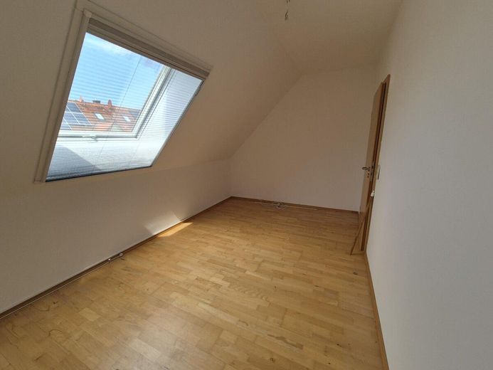Von Privat: Reiheneckhaus in ruhiger Lage Schwarzenbruck / OT Lindelburg – Gast Foto NR 2