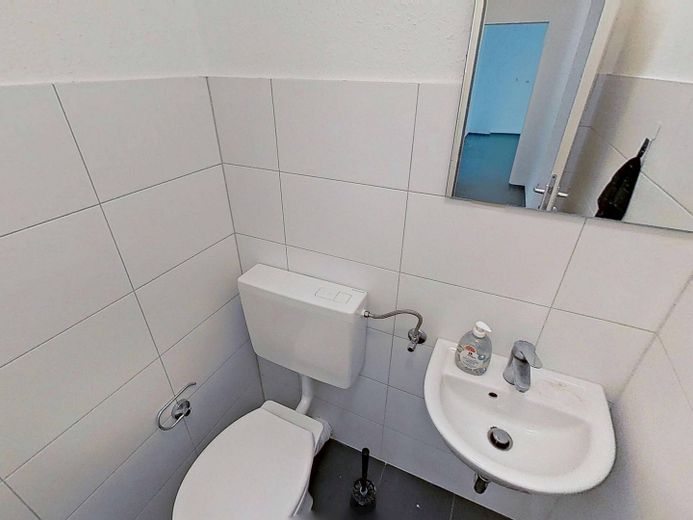 Öğrenciler ve meslek eğitimi görenler aranıyor: Münster-Kinderhausen’da geniş WG odası – Gäste-WC