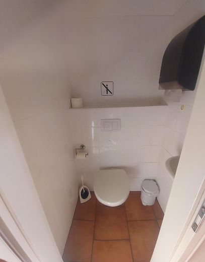 Spaziosa villa storica nel centro di Burg auf Fehmarn – pompa di calore, giardino e utilizzo flessibile – Gäste WC unten