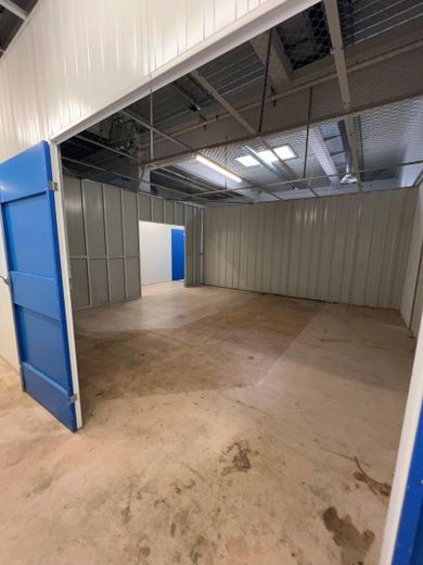 40m² STORAGE AREA IN TOP TRANSPORT LOCATION. COMMISSION FREE – Photo 3