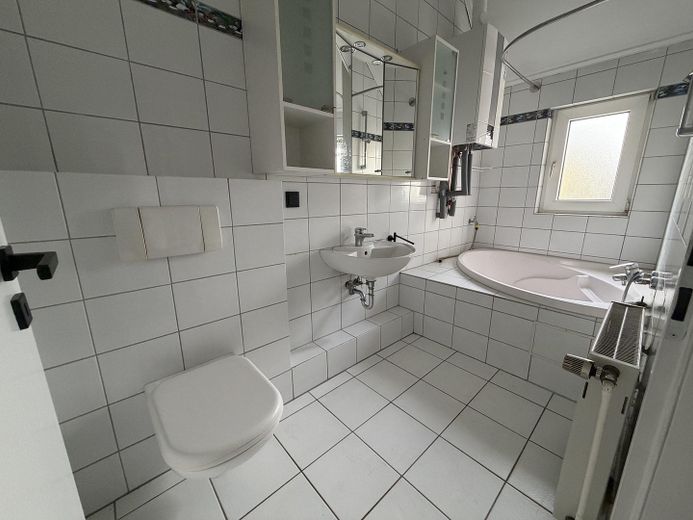 Geilenkirchen: Modernes Zuhause mit Garten – sofort beziehbar – Foto 11
