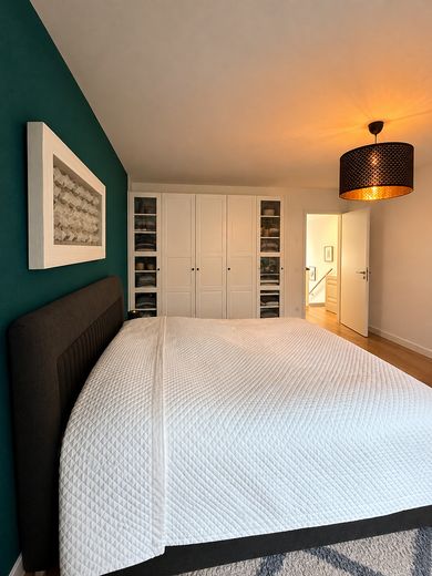 Особлива дворівнева квартира з терасою в HafenCity – Schlafzimmer OG 