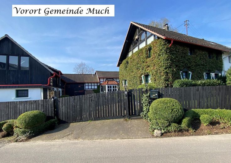 Historischer Bauernhof mit 3 Wohneinheiten & Stall – Leben, Arbeiten, Vermieten nahe Köln & Bonn – Hof-Eingang 49