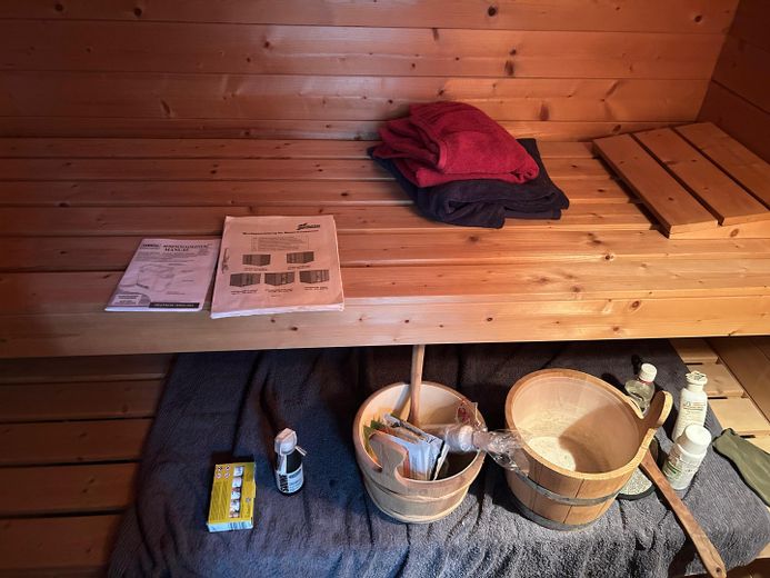 Großzügiges Einfamilienhaus in zentraler Lage in Herbolzheim – Sauna OG