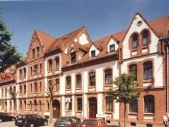 Gut-geschnittene 3-Raum-Wohnung in Zentrumsnähe ab Juli zu vermieten – Foto 1