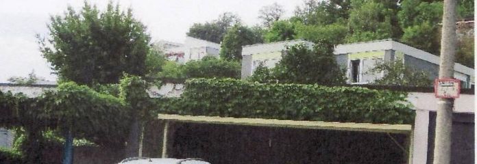 Garage mit Stellenplätzen