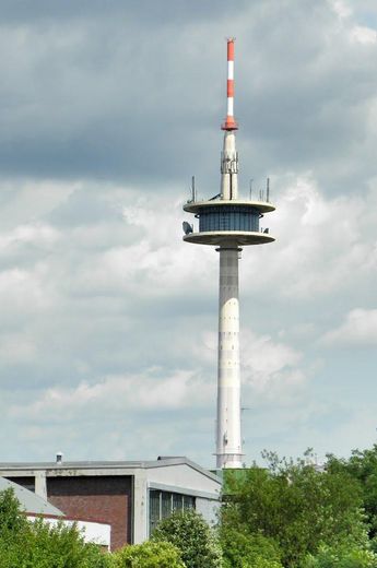 Libero e arredato: luminoso appartamento di 2 locali con balcone a Essen-Ostviertel (senza provvigione) – Essen Zentrum