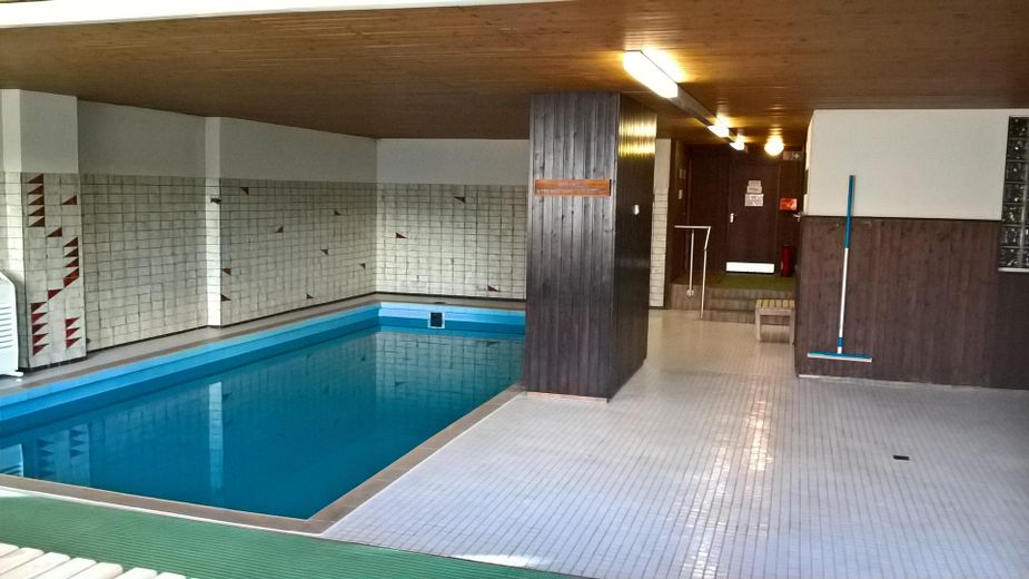 Hallenbad