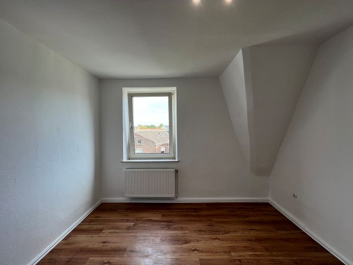 2,5-Zi-Whg mit Küche im DG in Hattingen-City – Schlafzimmer