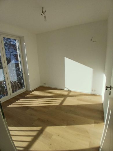 Neubau – Erstbezug | 2-Zimmer-Maisonettewohnung | Terrasse | EBK – Schlafzimmer