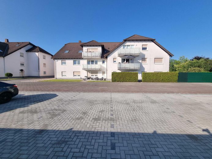 Ramstein | 27 viviendas | TOTALMENTE ALQUILADO | 437.064 € de alquiler neto anual | 6,33 % DE RENTABILIDAD BRUTA | FACTOR 15,79 – Außenansicht Seufzerweg 2-4