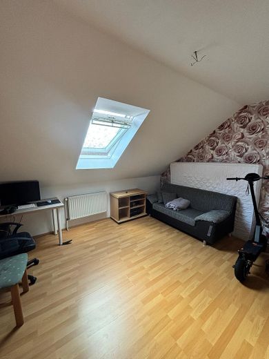 Gemütliche Dachgeschosswohnung mit Balkon – Foto 3