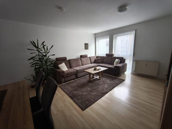 Mieszkanie 3-pokojowe w Stuttgart-Süd – Wohnzimmer/Esszimmer