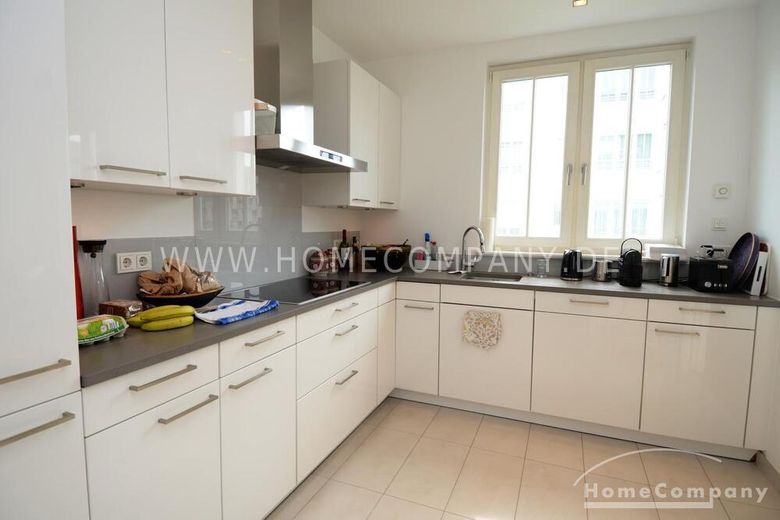 Exklusive, voll möblierte Luxuswohnung am Potsdamer Platz – f433b620b9ed847c779ab419c8ecbc22cb1e7dfe.jpg