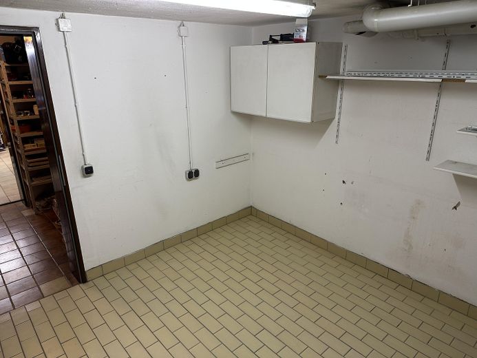 Großzügiges Reihenmittelhaus mit Kaminoption, Garage, Keller & Glasfaser in Kiel-Russee – Keller Abstellraum 2